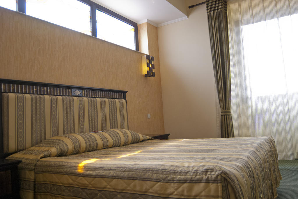 Hotel Tecadra Pipera Kültér fotó
