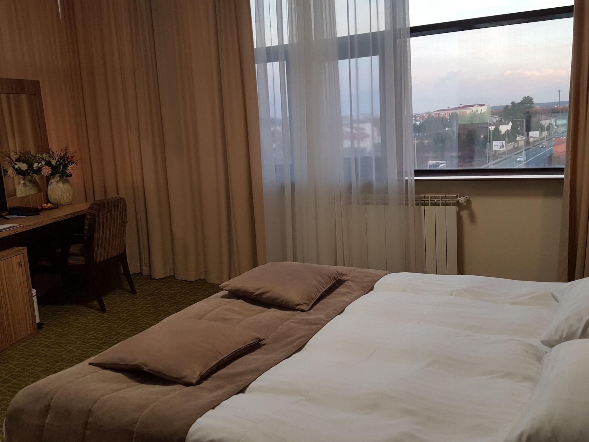 Hotel Tecadra Pipera Kültér fotó